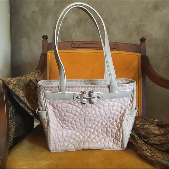 Vera Bradley Tan Tote - Picture 1 of 4