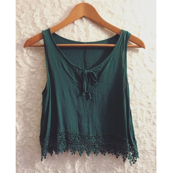 tie cropped tank
