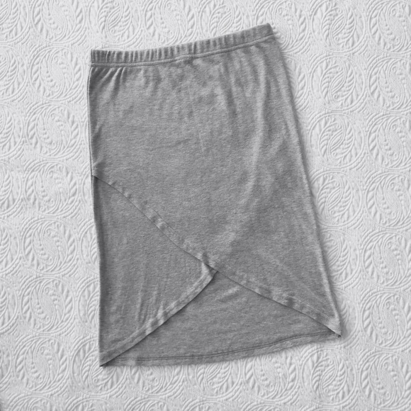 Grey tulip skirt