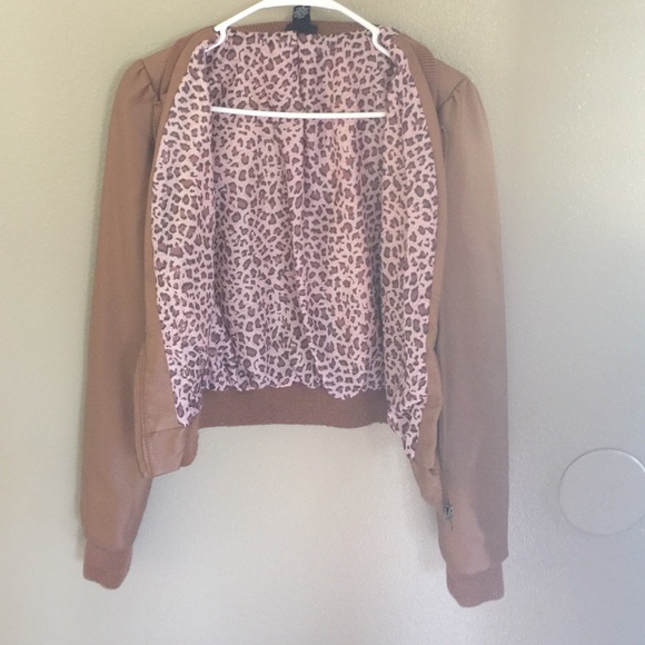 Ladies Jacket - Picture 2 of 2