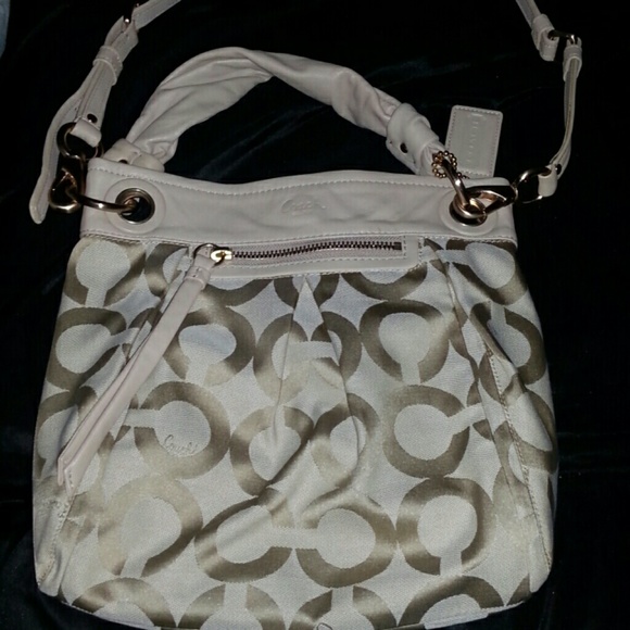 Beautiful new Coach shoulder/crossbody bag