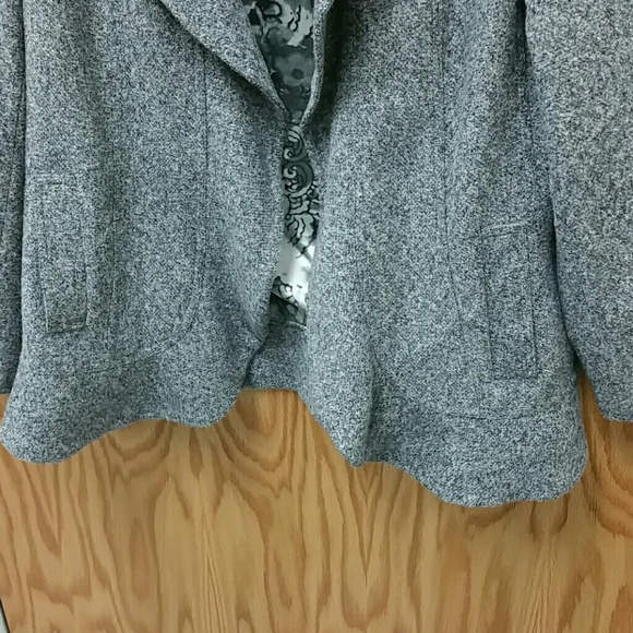 Jacket - Picture 2 of 3