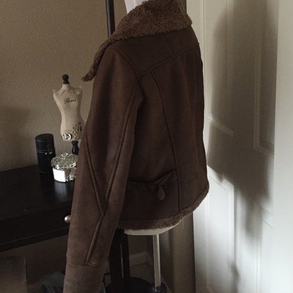 Zara Jacket - Picture 2 of 4