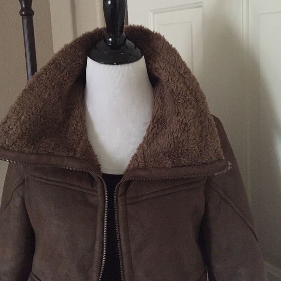 Zara Jacket - Picture 4 of 4