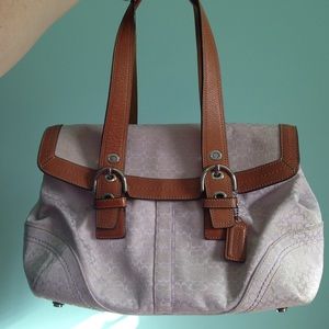 Light purple coach shoulder bag