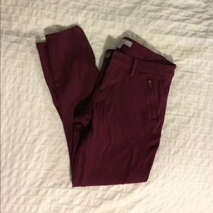 Banana Republic maroon cropped pants