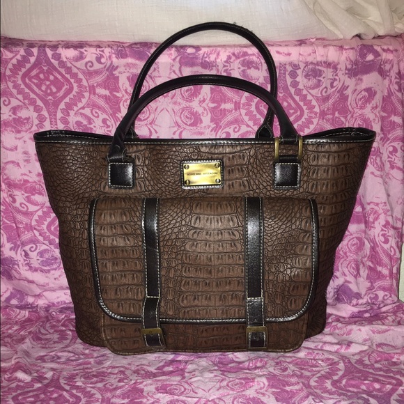 shoulder bag