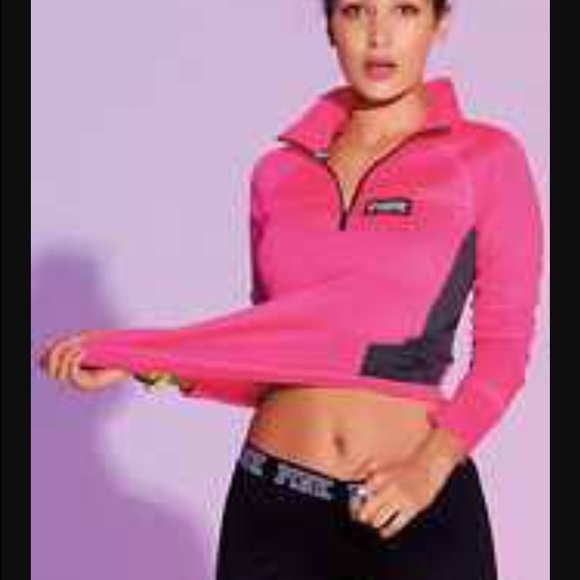 VS PINK ultimate half zip in black - Picture 2 of 2
