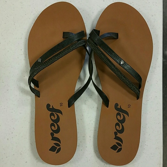 Nevr Worn REEF Flip Flops