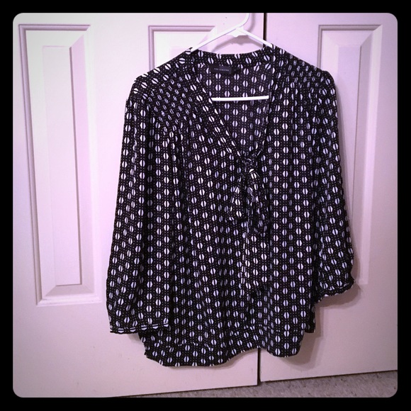 Geometric 3/4 length sleeve blouse