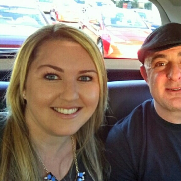 Meet your Posher, Leslie