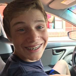 Meet your Posher, Debi