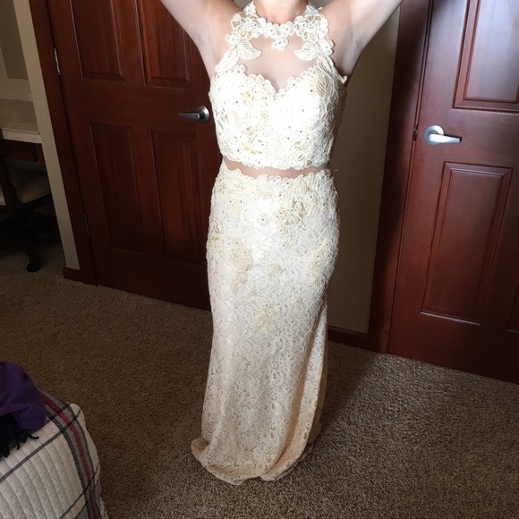 Prom/homecoming dress - Picture 2 of 4