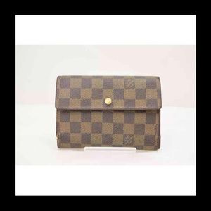 Authentic Louis Vuitton Damier Wallet