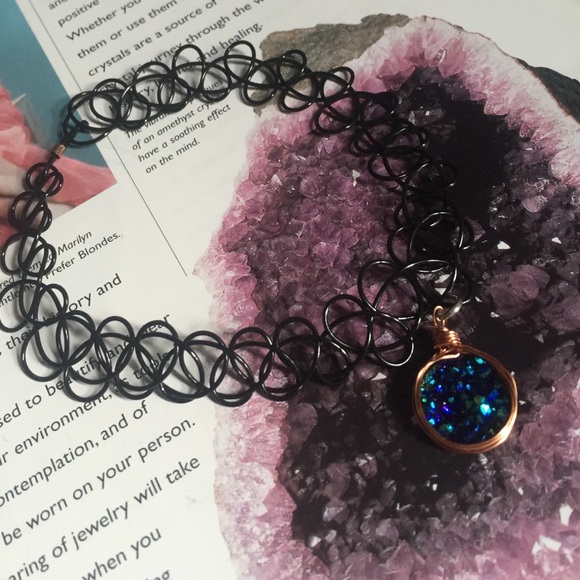 Urban Outfitters Jewelry - ✨New✨Blue Druzy Tattoo Choker💙