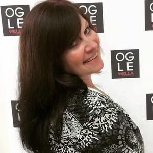 Meet your Posher, Cecilia