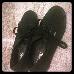 All black VANS