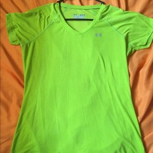 Lime green Under Armour shirt. Size small! *NEW!*