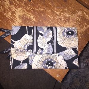 Vera Bradley wallet