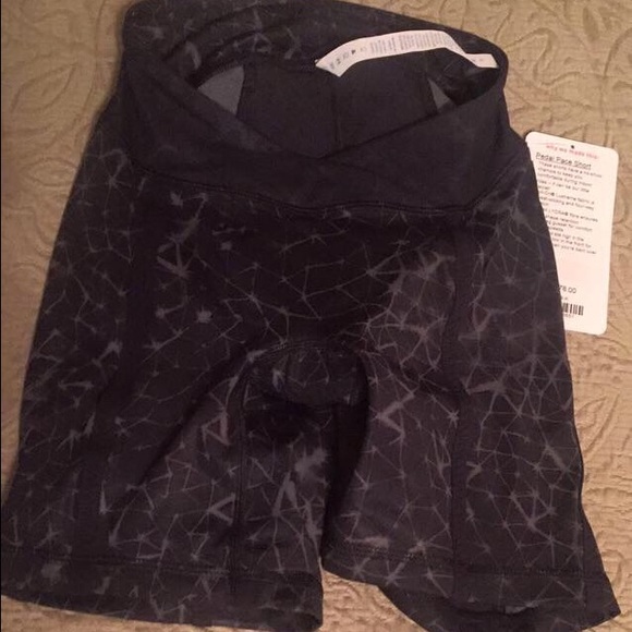 Lululemon Pedal Pace Short Size 4 New with Tags