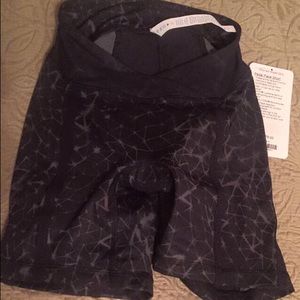 Lululemon Pedal Pace Short Size 4 New with Tags