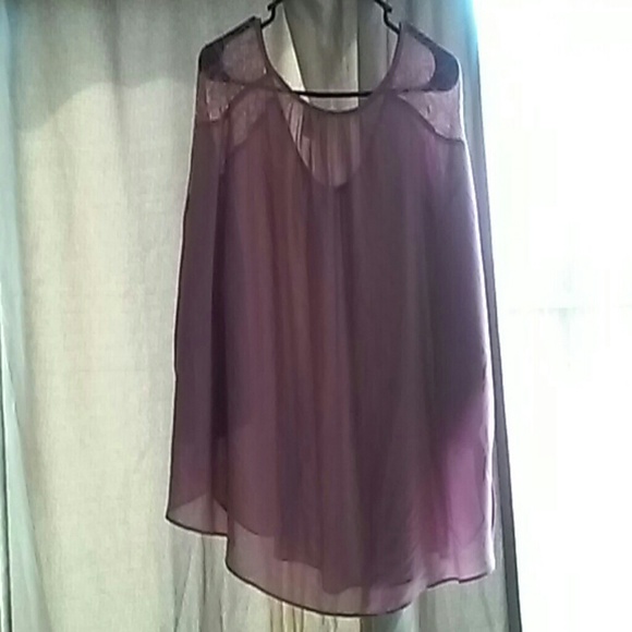 Blouse - Picture 2 of 2