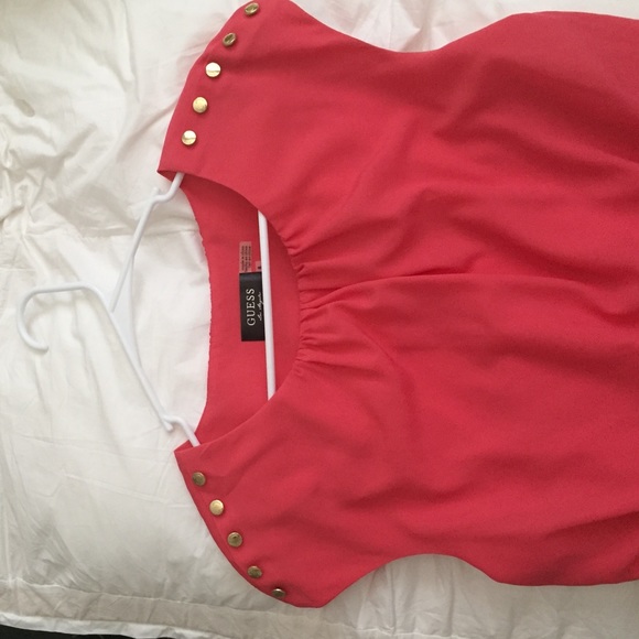 Size 6 GUESS dress