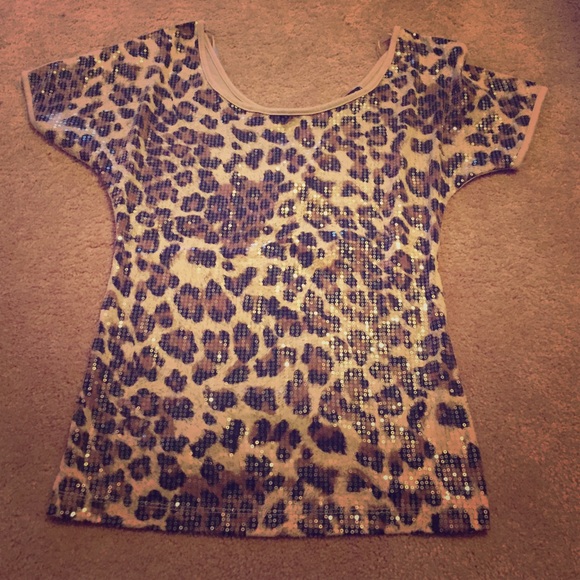 Leopard print sequin top