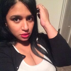 Meet your Posher, Fatima