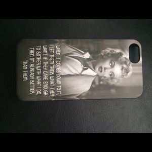 💍CLEARANCE iPhone 5/5s case