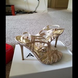 Aldo Gold Strappy Sandals 8M