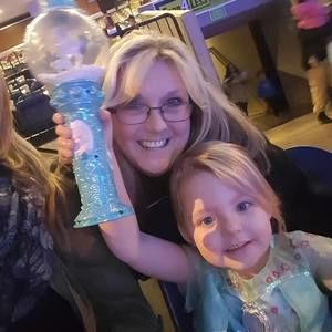 Meet your Posher, Denise