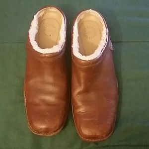 Getting rid of....Slip on uggs