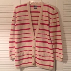 Authentic Vintage CHANEL v-neck cardigan