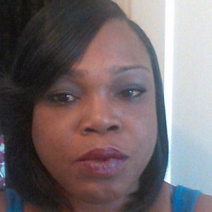 Meet your Posher, Fernande