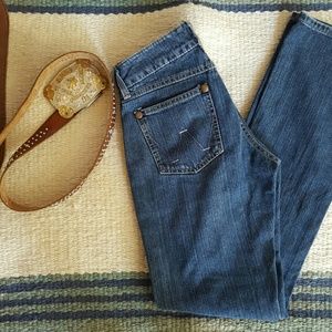 🚫SOLD🚫 Wrangler jeans boot cut size 3 / 4