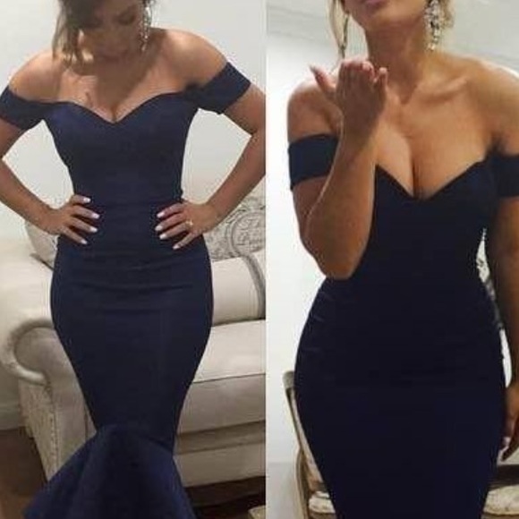 CHAMPAGNE MERMAID OVER THE SHOULDER PROM DRESS