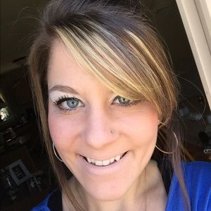 Meet your Posher, Dawna