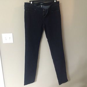 Loft - modern skinny - size 8 dark wash