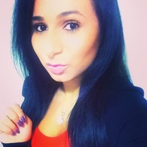 Meet your Posher, Victoria