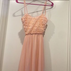 📦SOLD📦 Coral pink maxi dress from Lulu's