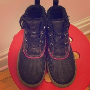 Nike ACG winter boots