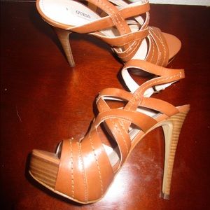 Guess Tan Heels