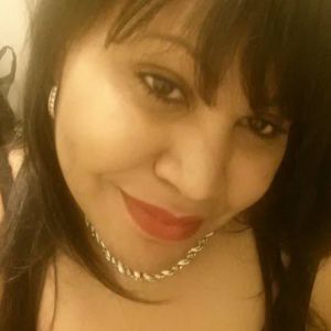 Meet your Posher, Yohanna