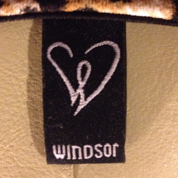 WINDSOR cheetah print mini dress NWOT - Picture 4 of 4