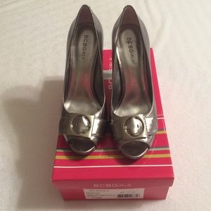 BCBGirls Bianca Pewter Smooth Metallis heels.