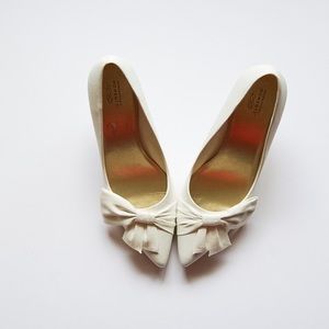 1 Day Sale! Unforgettable Moments- Off White Heels