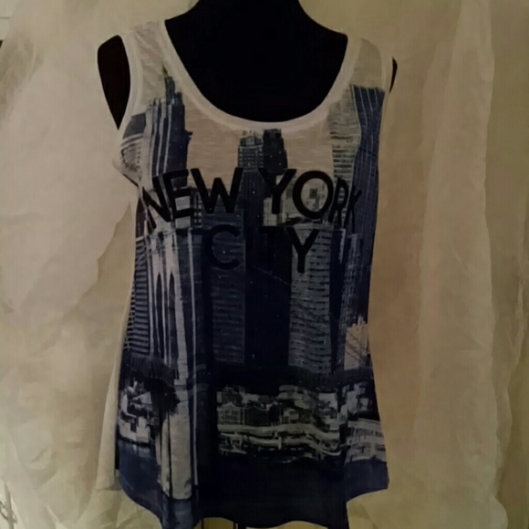 New York City Skyline Tee