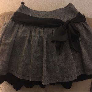Girls gray and black skirt