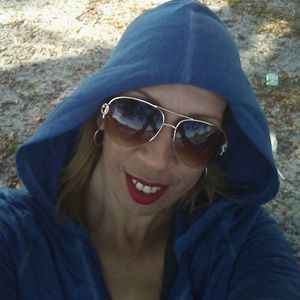 Meet your Posher, Leslie ann